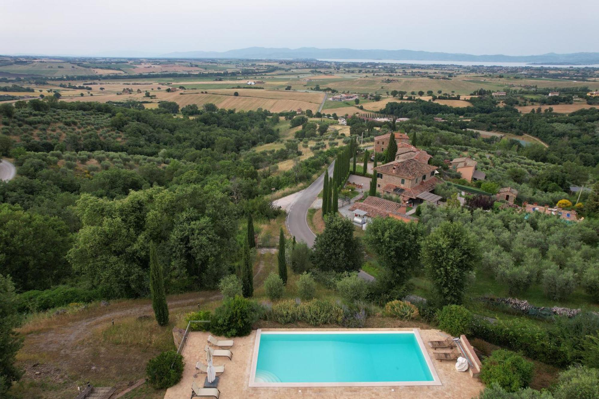 Fonte Pace Luxury Villa - A Fontanaro Property Paciano Exterior photo